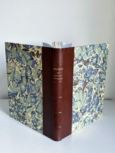 Reliure traditionnelle Reliure traditionnelle